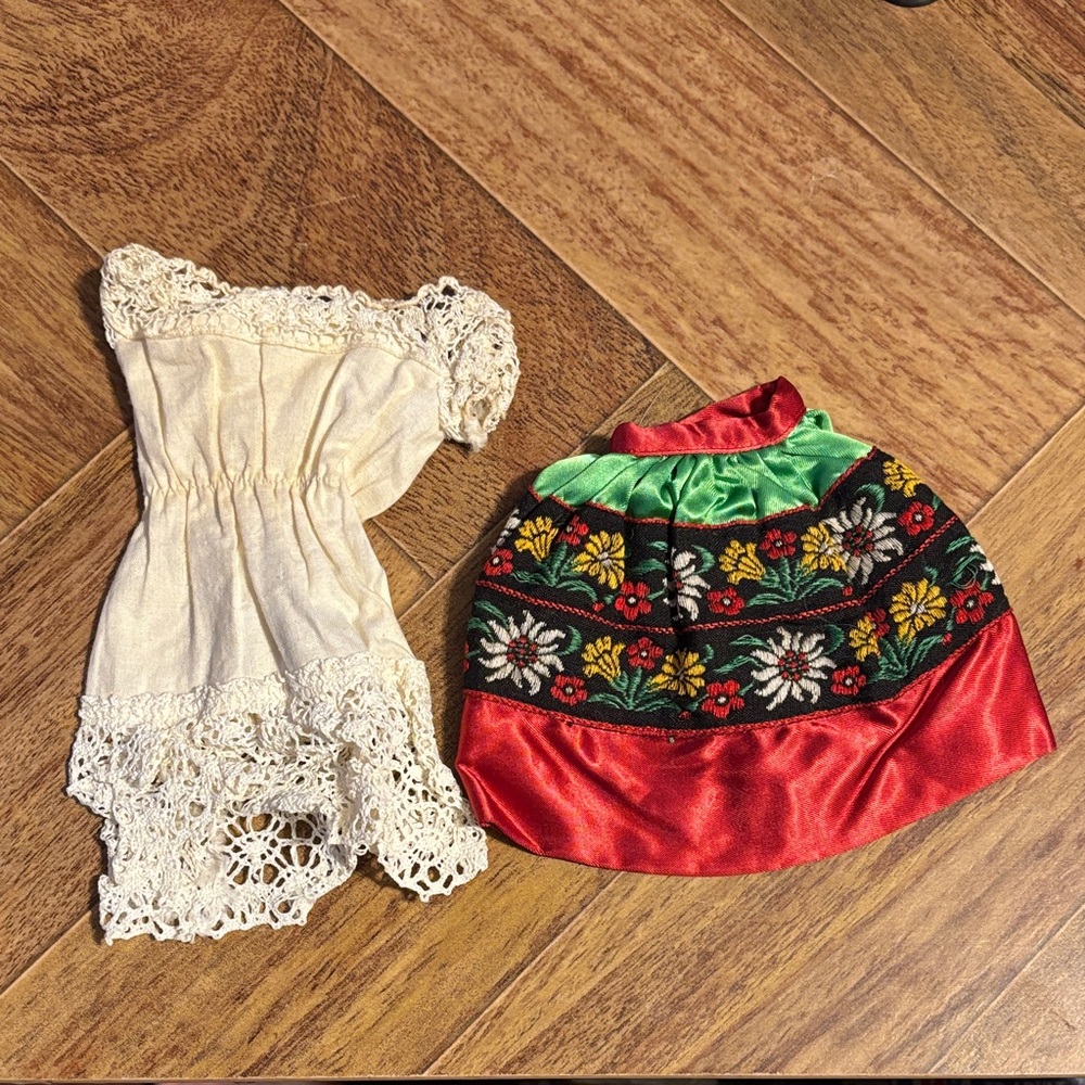 Vintage Barbie #802 Barbie in Mexico